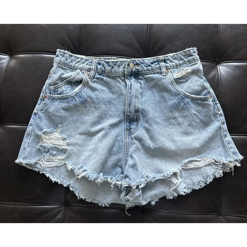 Rolla's Size 32 Dusters High Rise Slim Distressed Denim Jean‎ Shorts Light Wash